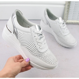 Zapatos deportivos cómodos de mujer en piel con cuña, blanco, S.Barski LR725 1
