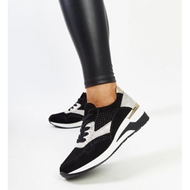 Zapatillas deportivas de piel negras. negro 2
