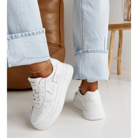 Zapatillas Aria de piel blanca con suela gruesa. blanco 5
