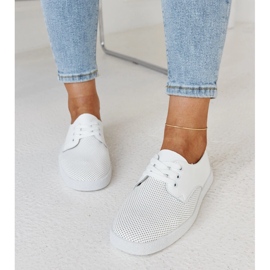 Zapatillas clásicas de cuero blancas de Radwa blanco 2