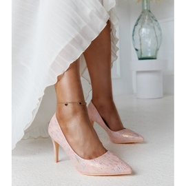 Tacones altos metalizados de color rosa con aplicación Gantier de piel. rosado 1