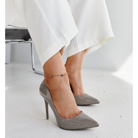 Stilettos de charol gris oscuro con aplicación de piel Jadoin 1