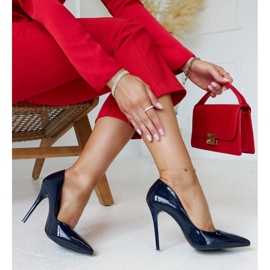 Stilettos de charol azul marino con aplicación de piel Jadoin 1 Stilettos de charol azul marino con aplicación de piel Jadoin 1