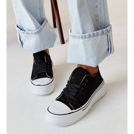 Zapatillas negras con suela gruesa Bahira. negro 2