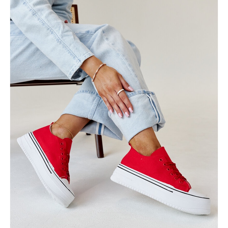 Zapatillas Bahira rojas con suela gruesa. rojo 1