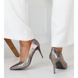 Tacones altos metalizados grises con aplicación de piel Paume 4