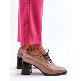 Vinceza Zapatos de tacón de charol para mujer Nelione beige 6