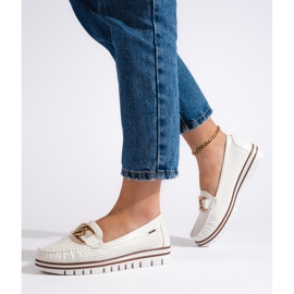 Goodin Mocasines blancos calados en la plataforma. 1 Goodin Mocasines blancos calados en la plataforma. 1