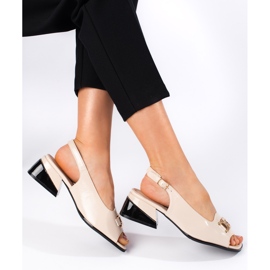 Goodin Sandalias tacón bajo charol beige 1 Goodin Sandalias tacón bajo charol beige 1