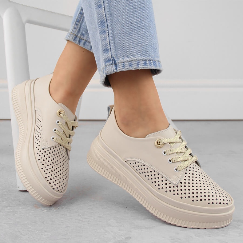Zapatos mujer piel calados con plataforma beige Artiker 54C1707 1