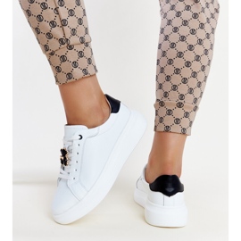 Zapatillas Vinceza de piel blanca. blanco 4