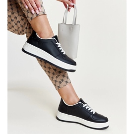 Zapatillas negras con plataforma Cvita. negro 2