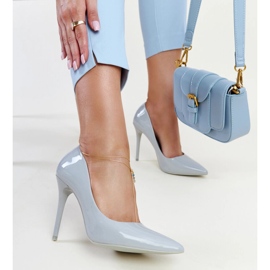 Stilettos de charol gris claro con aplicación de piel Jadoin 1