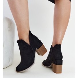 Botas asimétricas con aislamiento negro y bloque Vanja 4