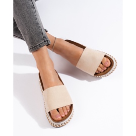 Chanclas plataforma ante beige 2
