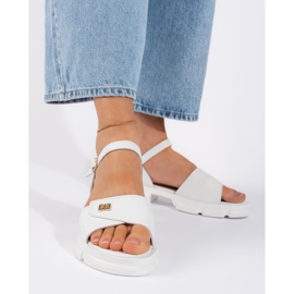 Goodin Sandalias mujer cómodas de piel en color blanco. 1