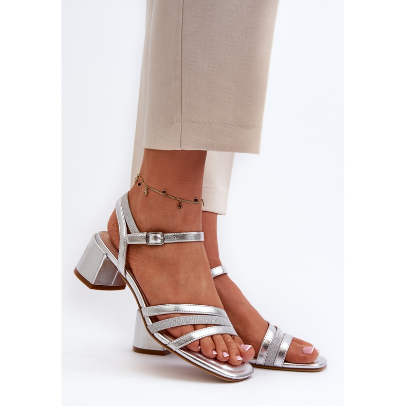 Sandalias Mujer Tacón Bajo Elaboradas en Piel Ecológica Sergio Leone SK046 Plata 2 Sandalias Mujer Tacón Bajo Elaboradas en Piel Ecológica Sergio Leone SK046 Plata 2