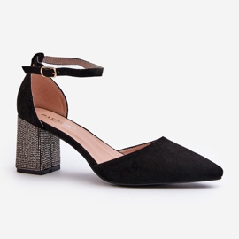 Salón confeccionado en ante ecológico con tacón decorado, negro Anlitela 1 Salón confeccionado en ante ecológico con tacón decorado, negro Anlitela 1