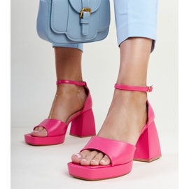 Sandalias de tacón rosa oscuro de Vesna rosado 2