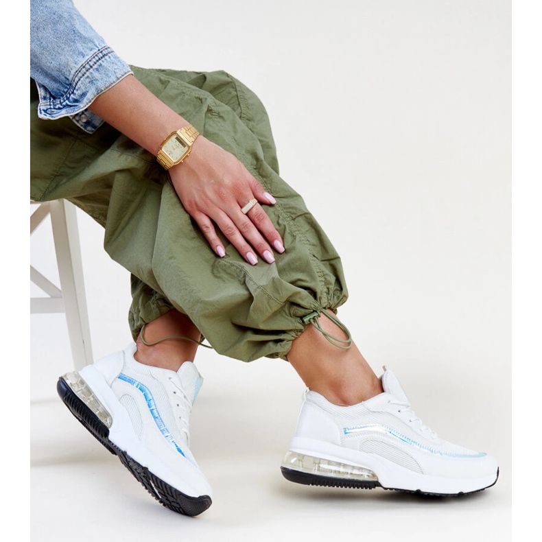 Zapatillas blancas con holograma Jelek. blanco 1