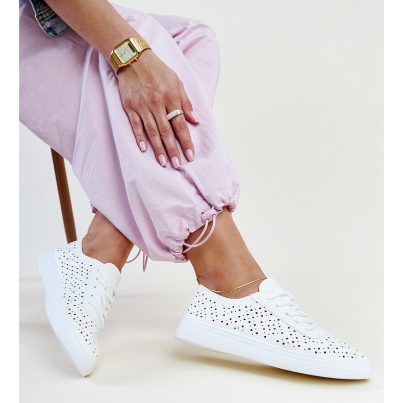 Zapatillas Manoek blancas caladas blanco 1