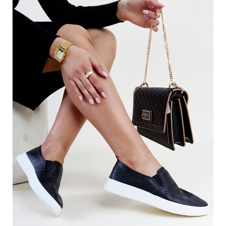 Zapatillas sin cordones Hilal en negro 1