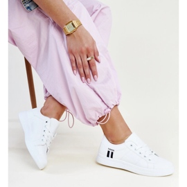 Zapatillas blancas de ecopiel de Devona blanco 1