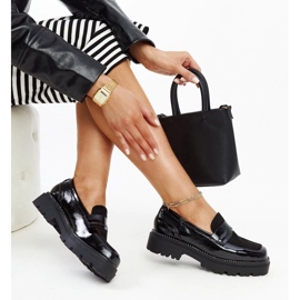 Mocasines de charol con punta cuadrada negro 1