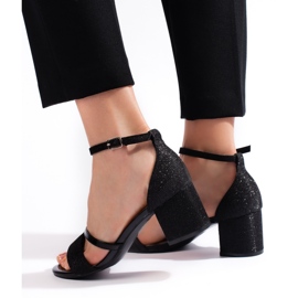 Sandalias tacón alto brillo negro 4