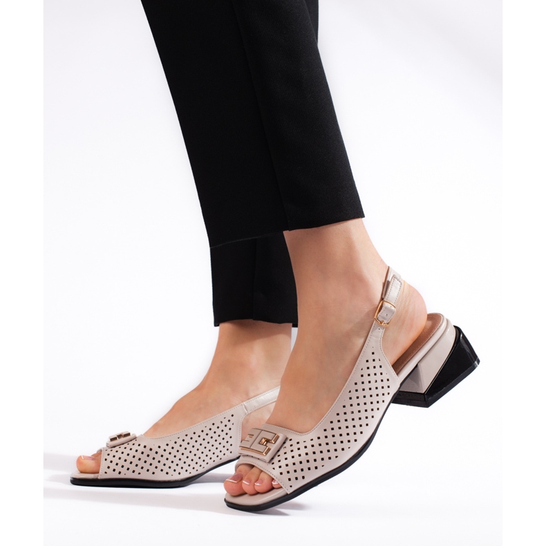 Goodin Sandalias mujer tacón bajo calado beige 1