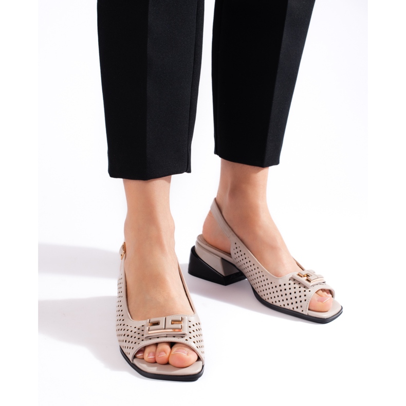 Goodin Sandalias mujer tacón bajo calado beige 2