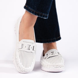 Goodin Mocasines de mujer calados blancos 2