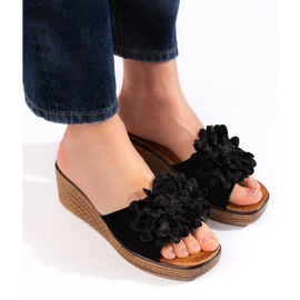 Mules con cuña de ante negro 3