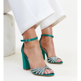 Sandalias de tacón alto brillantes verdes de Zrinka 4