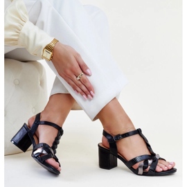 Sandalias de tacón negras de Blaga negro 2