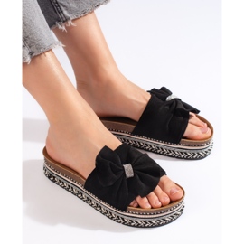 Chanclas de ante negro con lazo 2