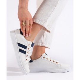 Zapatillas blancas con cordones para mujer. blanco 1
