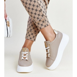 Zapatillas de cuero beige oscuro de Karino 2