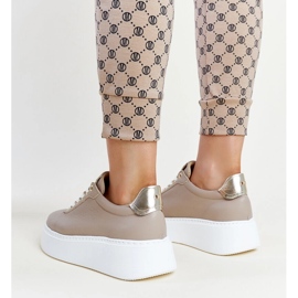 Zapatillas de cuero beige oscuro de Karino 3