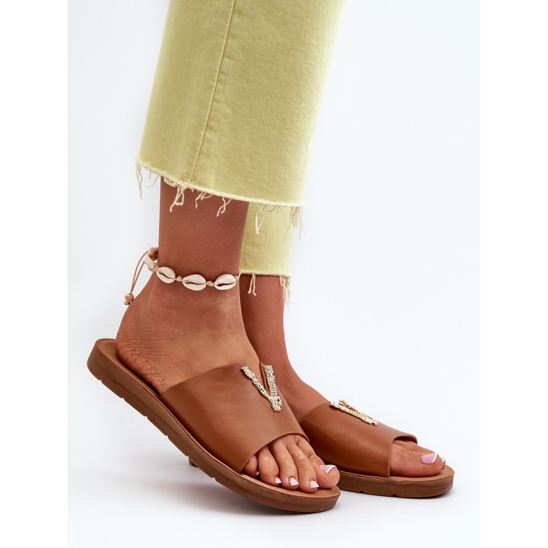 Chanclas de Mujer con Suela Plana y Adorno, Piel ecológica, marrón Makia 2