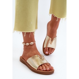 Chanclas De Mujer Con Suela Plana Y Adorno En Piel Ecológica, Dorado Makia 4