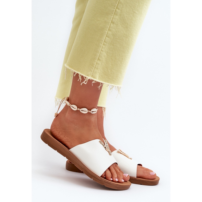 Chanclas de Mujer con Suela Plana y Adorno, Piel ecológica, Blanco Makia 2