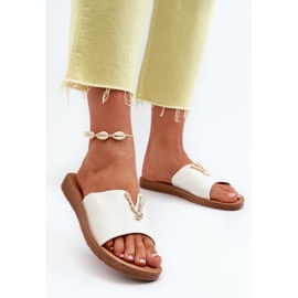 Chanclas de Mujer con Suela Plana y Adorno, Piel ecológica, Blanco Makia 3