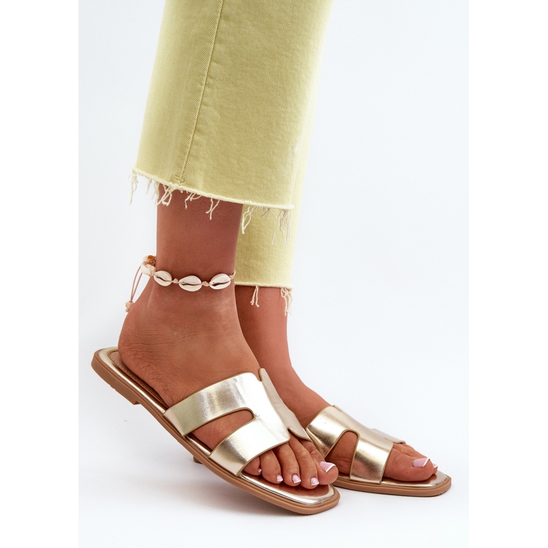 Chanclas Planas de Mujer con Aberturas Dorado Fiviama 2