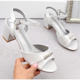Sandalias mujer tacón plata Vinceza 20241 4
