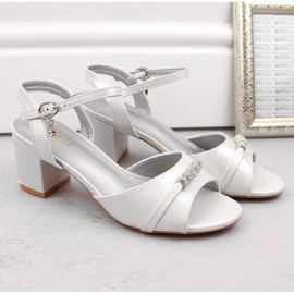 Sandalias mujer tacón plata Vinceza 20241 5