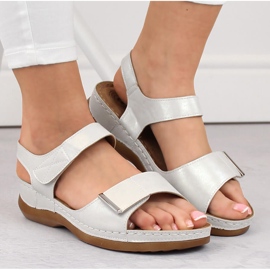 Sandalias mujer cómodas velcro plateadas eVento 0146 plata 5