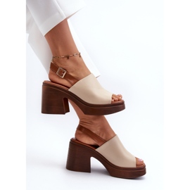 Vinceza Sandalias de mujer beige confeccionadas en piel ecológica con tacones enormes y plataforma Beige Meeyah 9