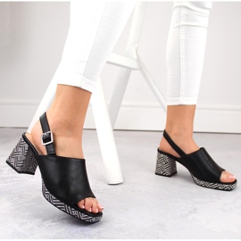 Sandalias de mujer con tacón decorativo, negro Sergio Leone SK572 2