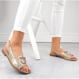 Sandalias de mujer cómodas con adorno dorado S.Barski 053 2